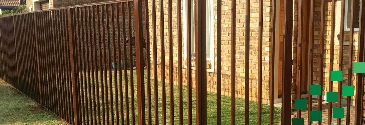 Palisade Fencing by DT Security Services